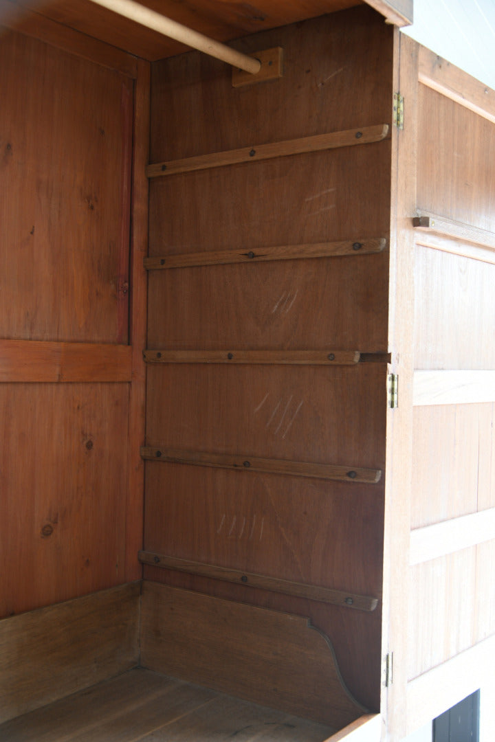 Regency Mahogany Linen Press