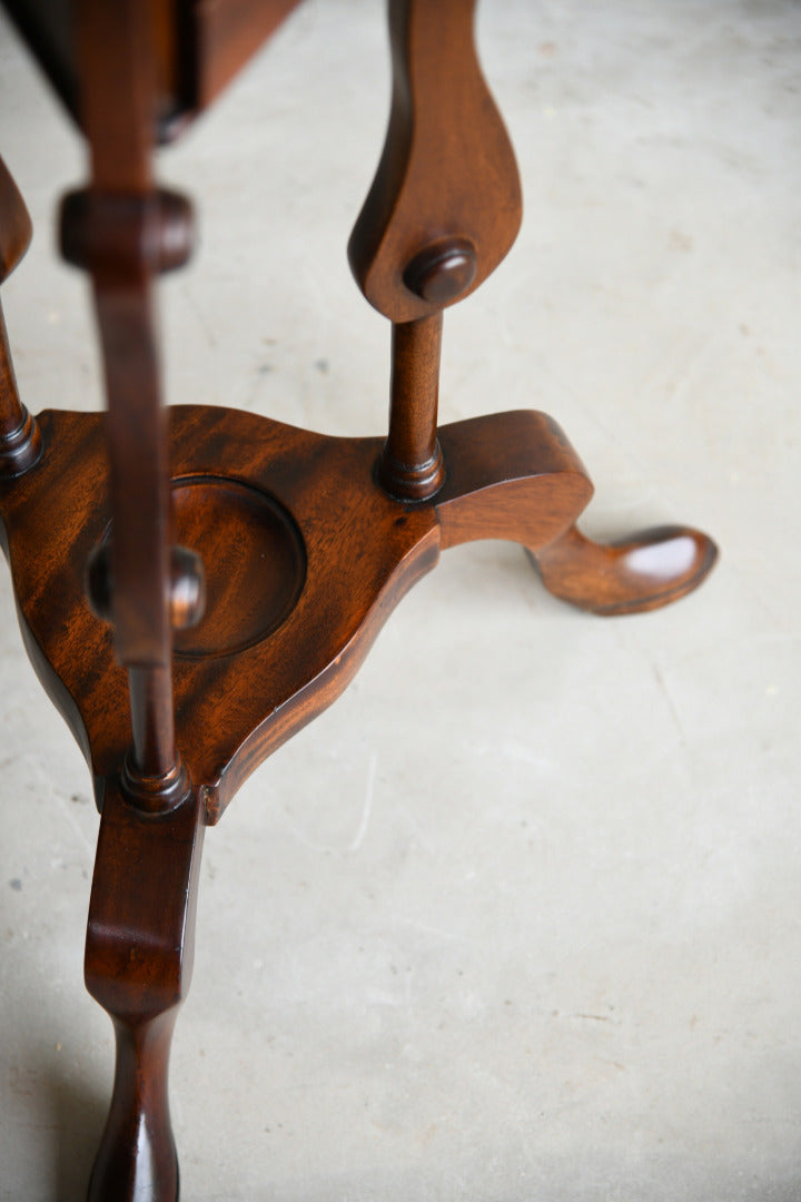 Pair Georgian Style Washstands