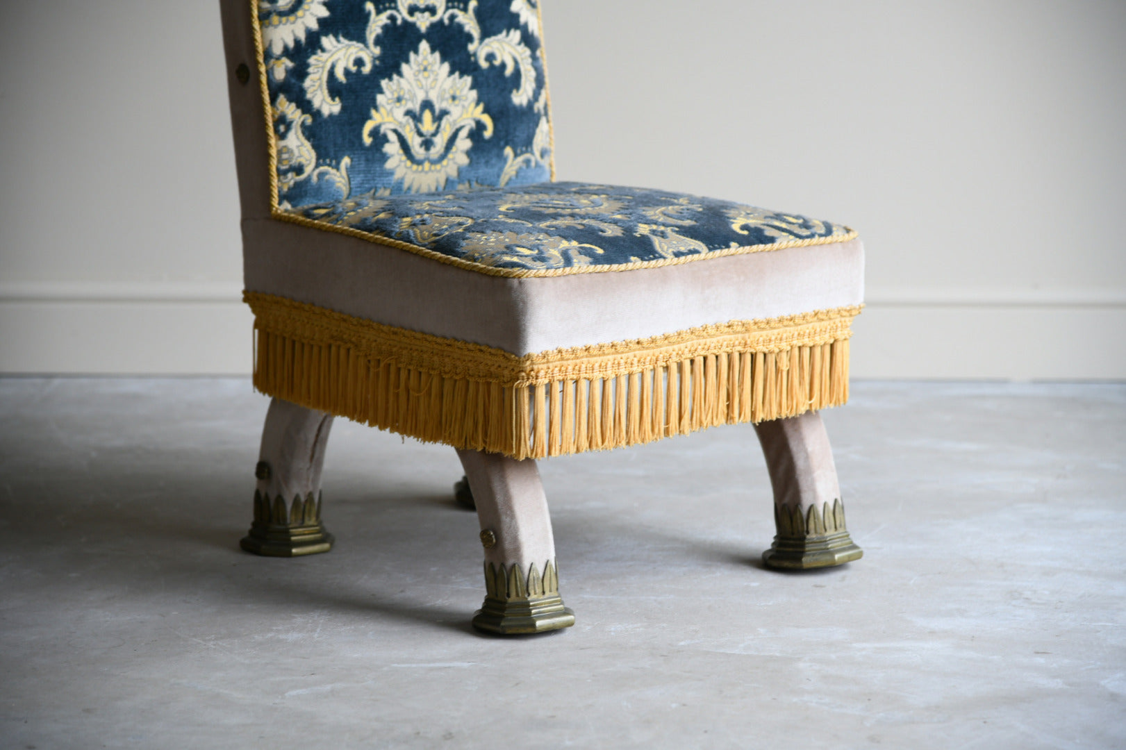 Antique Gothic Prayer Chair