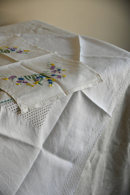 Vintage Tablecloths