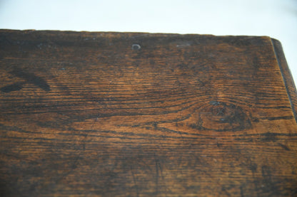 18th Century Oak Chest of Drawers