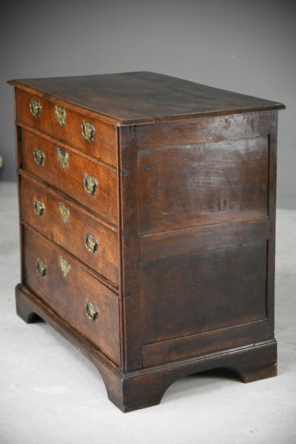 18th Century Oak Chest of Drawers