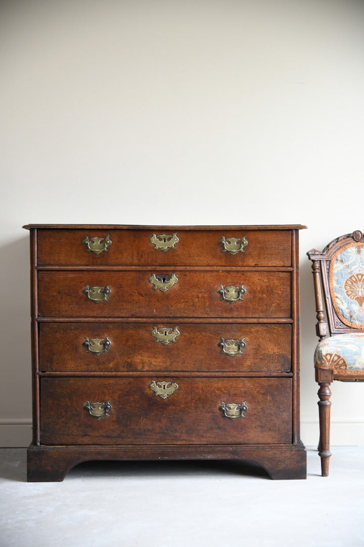 18th Century Oak Chest of Drawers