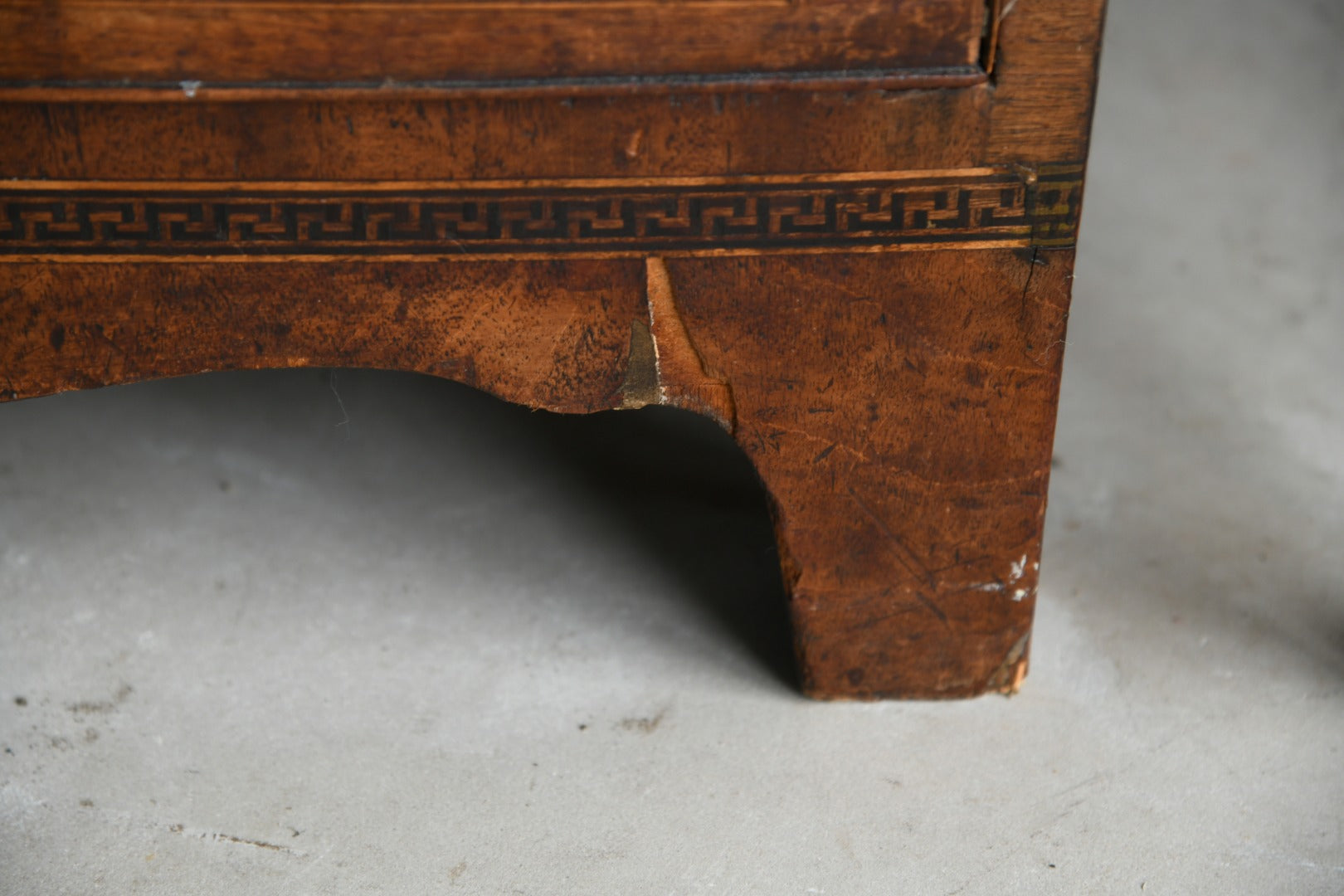 Antique Mahogany Bow Front Chest of Drawers