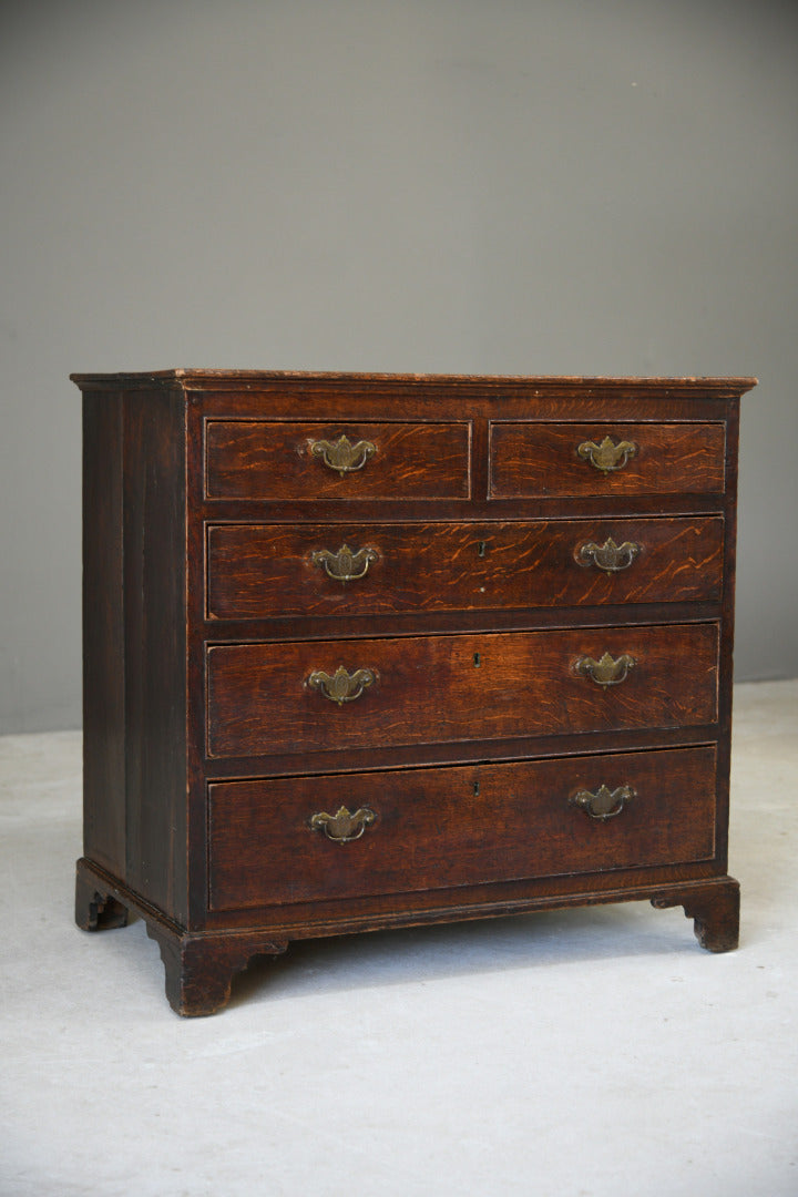 Georgian Oak Chest of Drawers