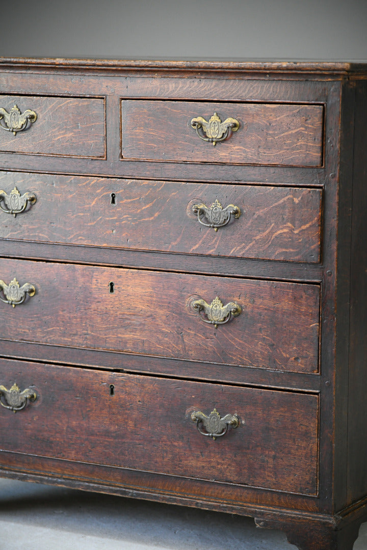 Georgian Oak Chest of Drawers