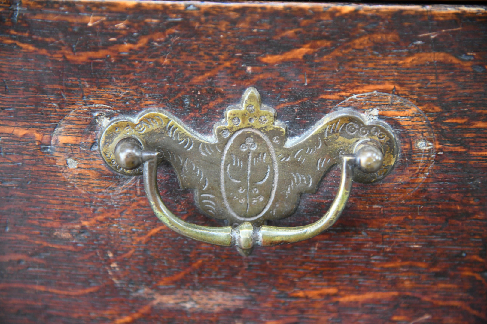 Georgian Oak Chest of Drawers