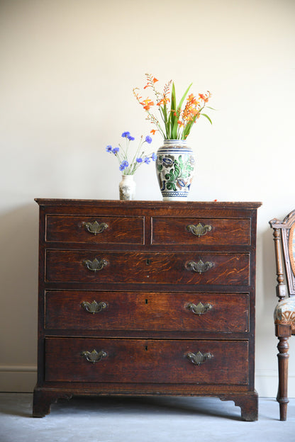 Georgian Oak Chest of Drawers