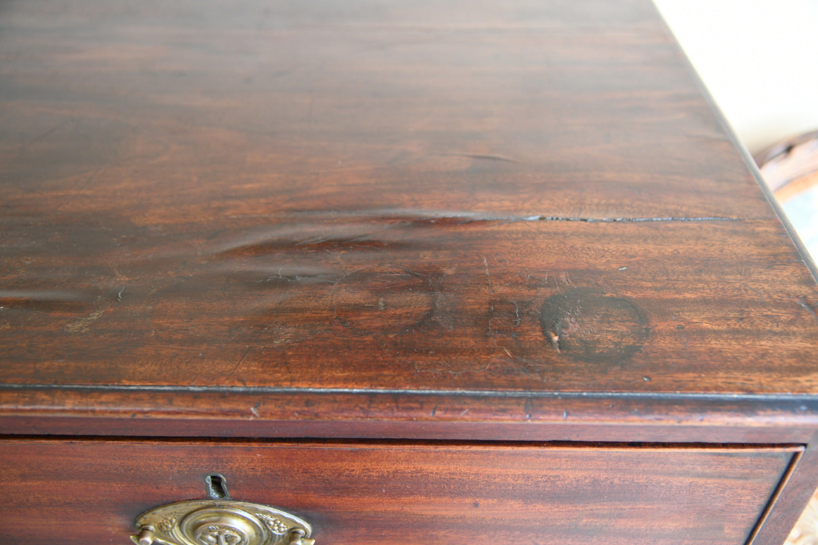 Antique Mahogany Chest of Drawers