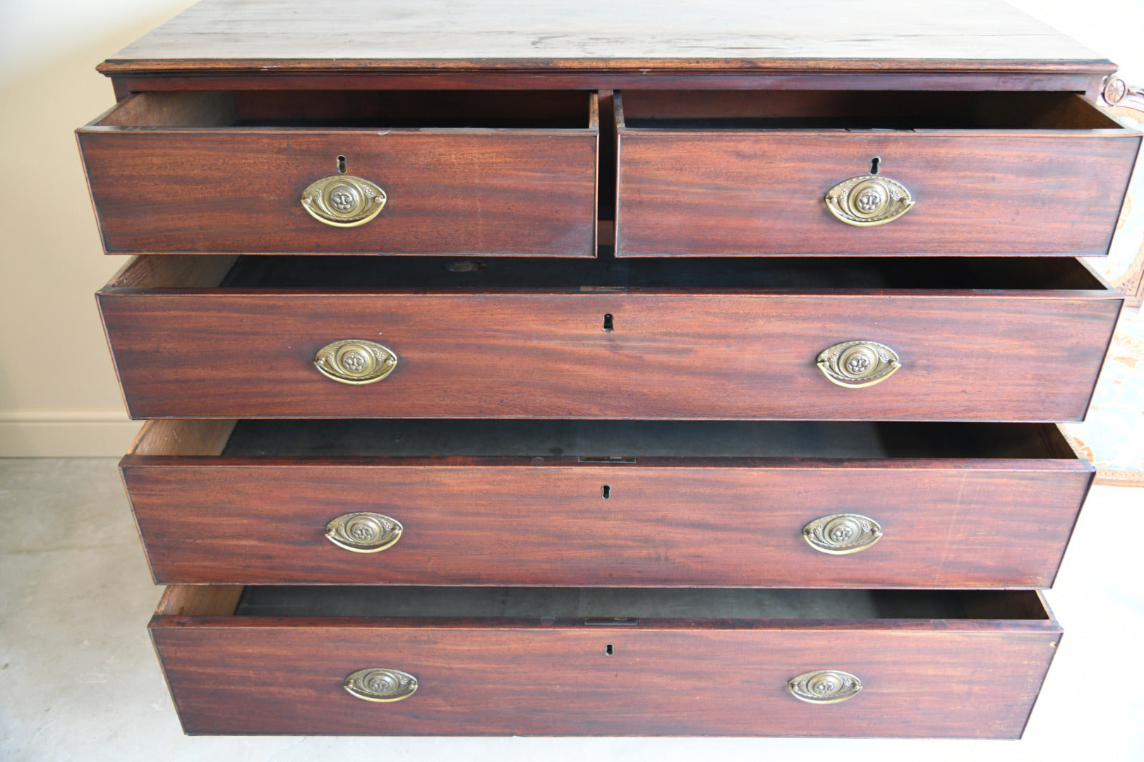 Antique Mahogany Chest of Drawers