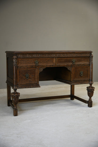 Early 20th Century Oak Desk