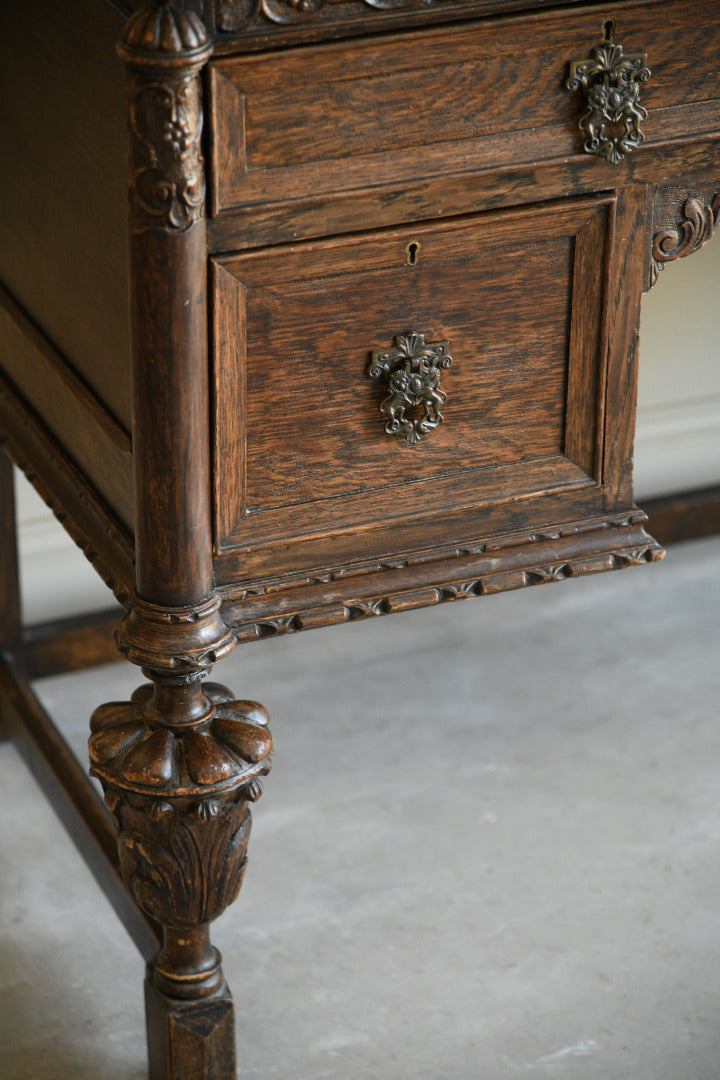 Early 20th Century Oak Desk