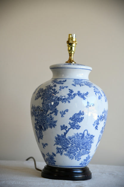 Blue & White Floral Table Lamp