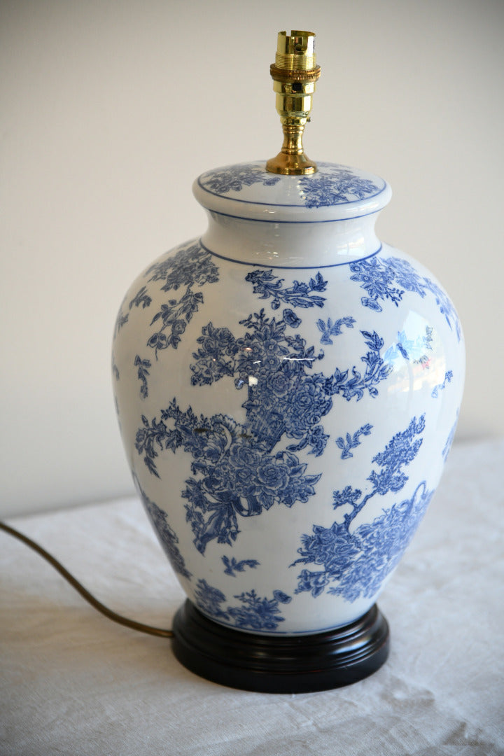 Blue & White Floral Table Lamp