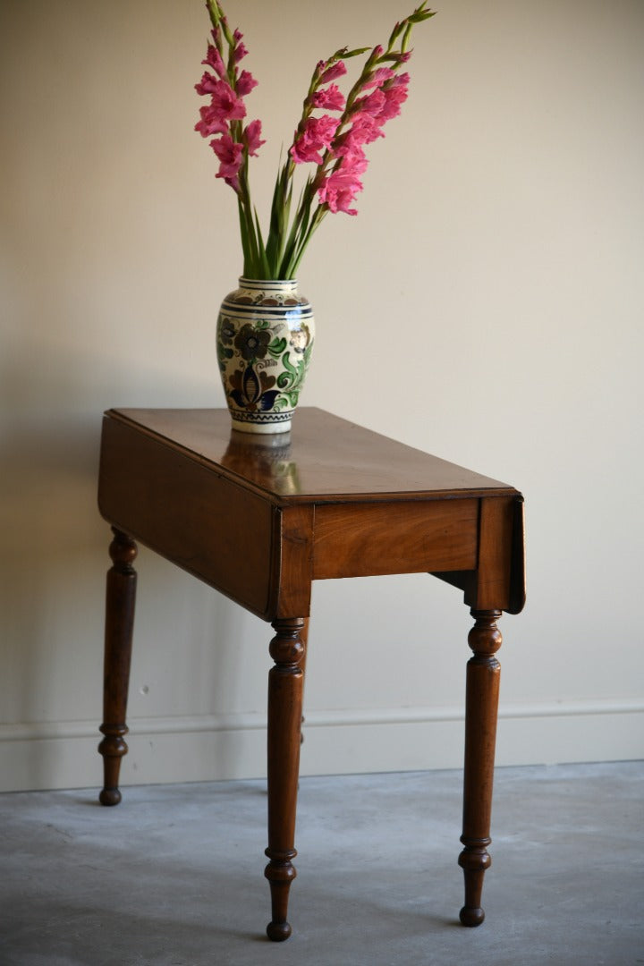 Victorian Mahogany Pembroke Table