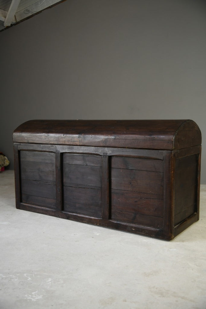 Large Dome Top Trunk