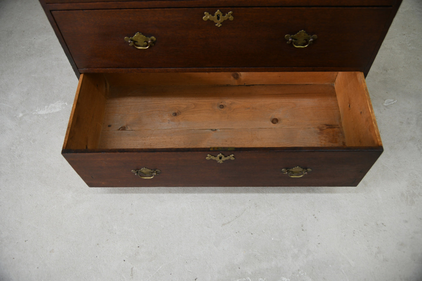 Antique Oak Chest of Drawers