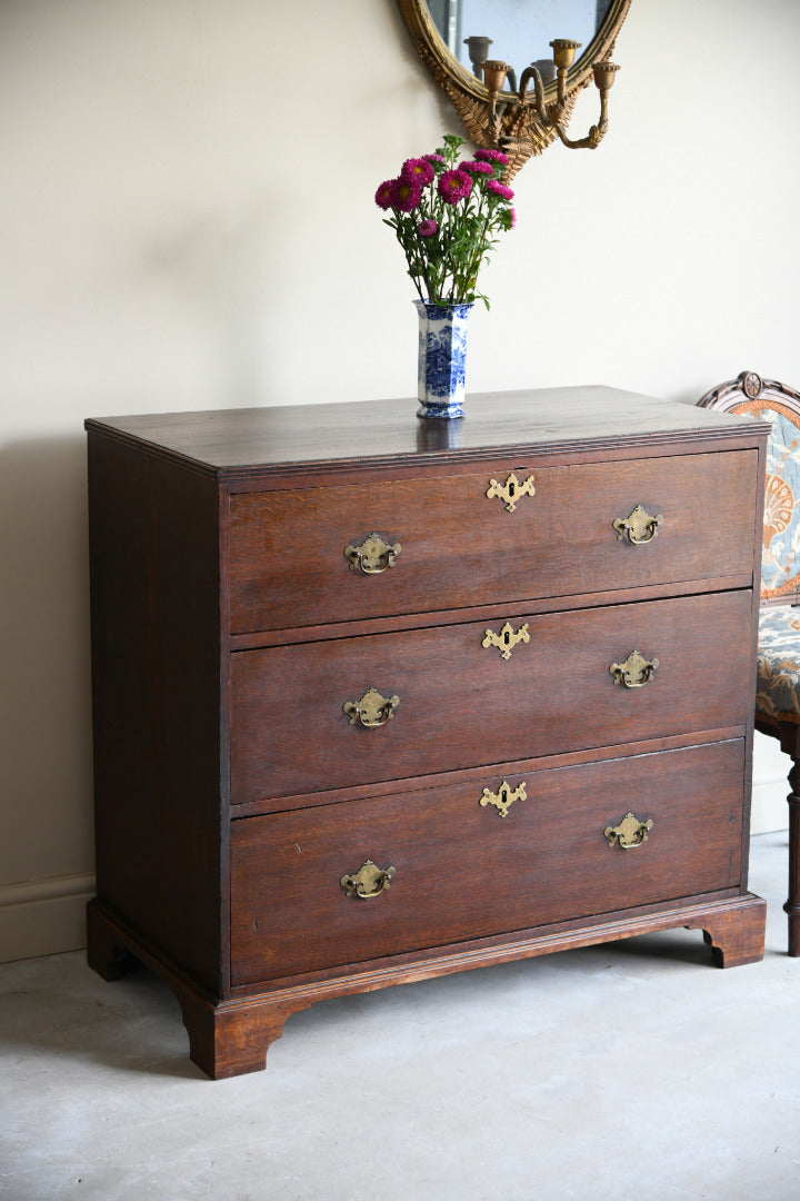 Antique Oak Chest of Drawers