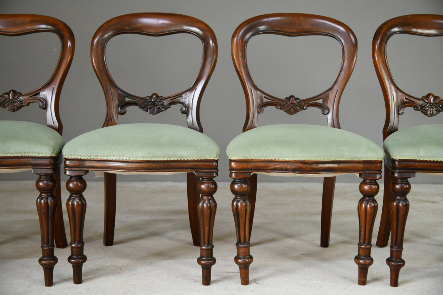 4 Victorian Style Dining Chairs