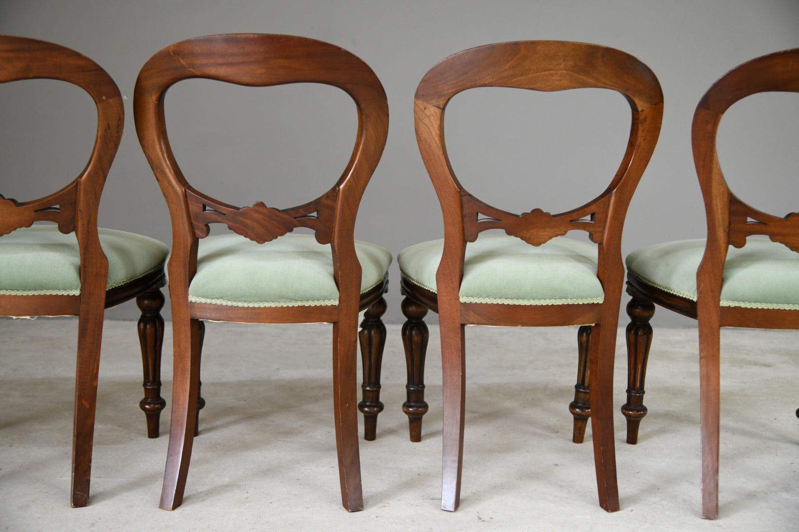 4 Victorian Style Dining Chairs