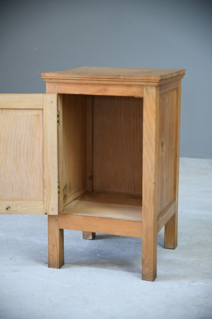 Single Cedar Bedside Cabinet