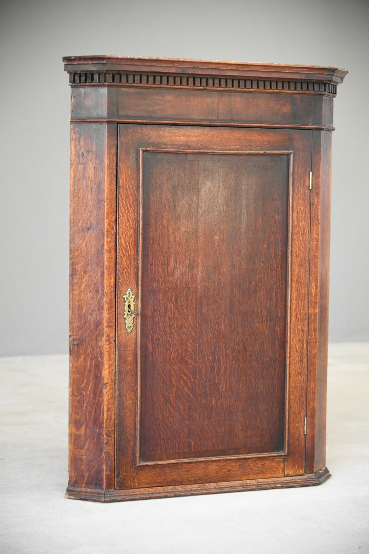 Antique Oak Hanging Corner Cupboard