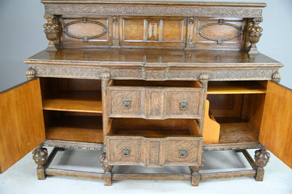 Early 20th Century Continental Oak Sideboard