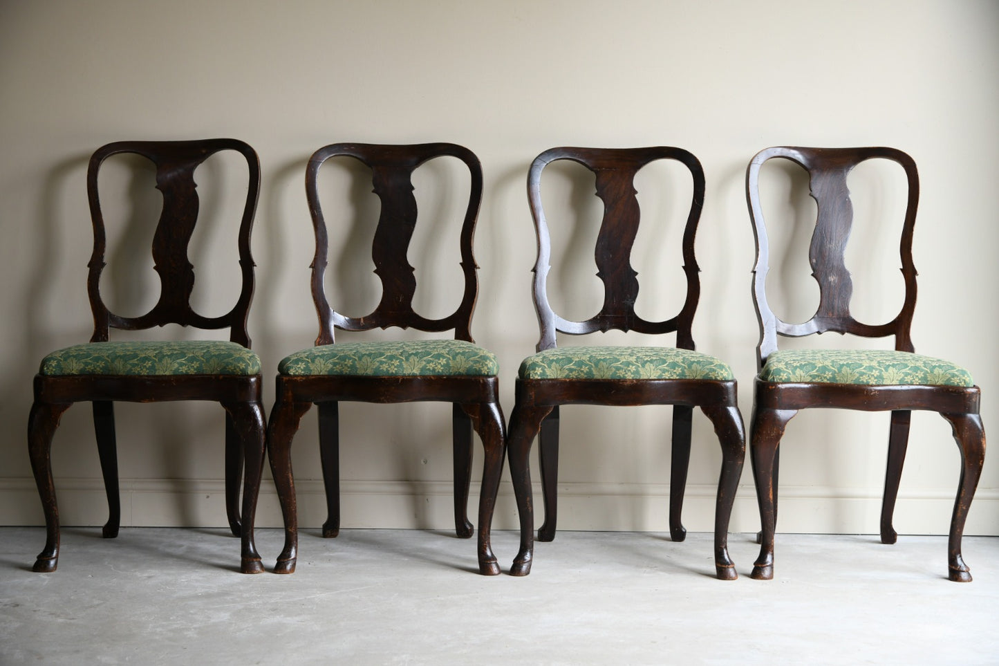 Set 4 French Style Dining Chairs