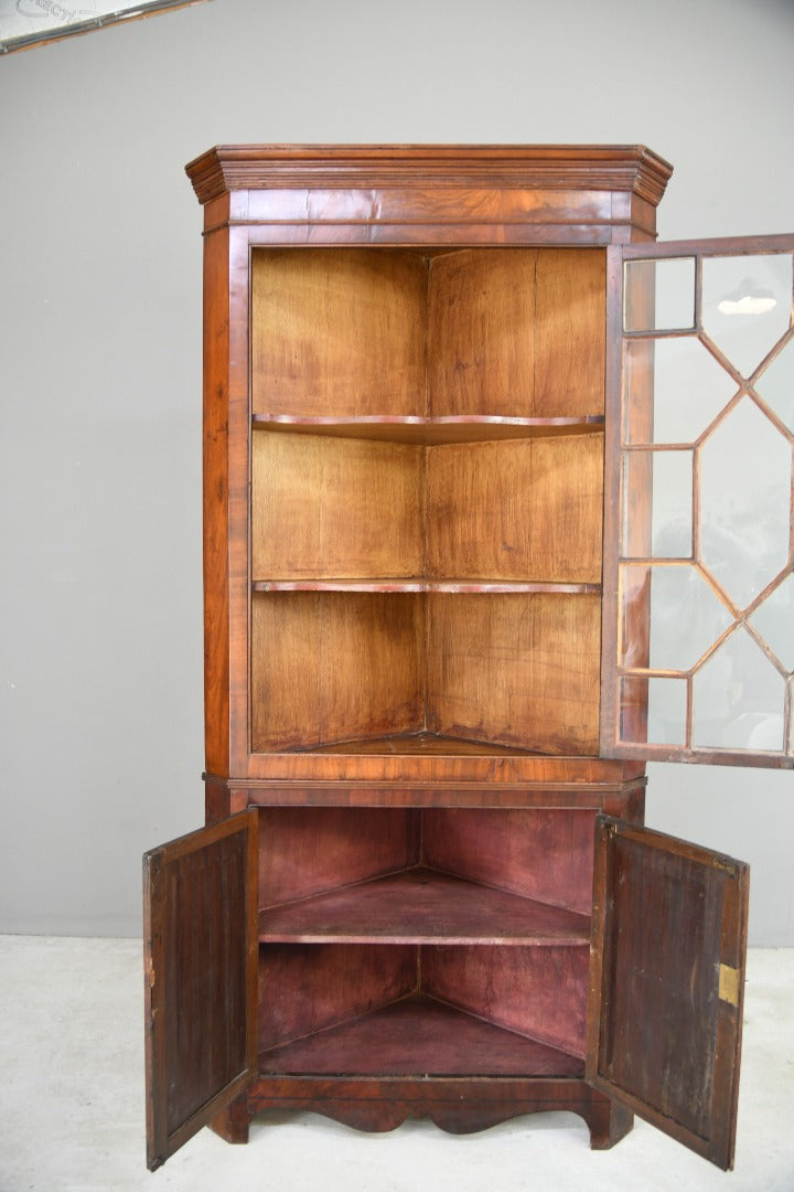 Early 19th Century Mahogany Corner Cabinet