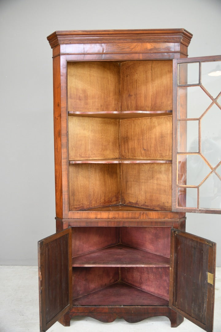 Early 19th Century Mahogany Corner Cabinet