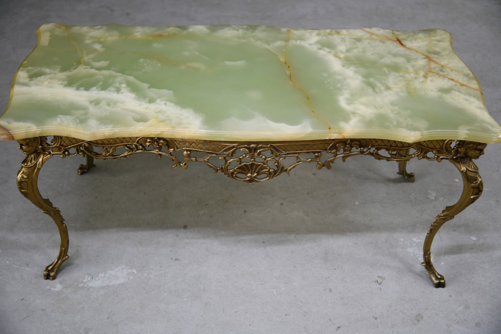 Retro Style Onyx Coffee Table