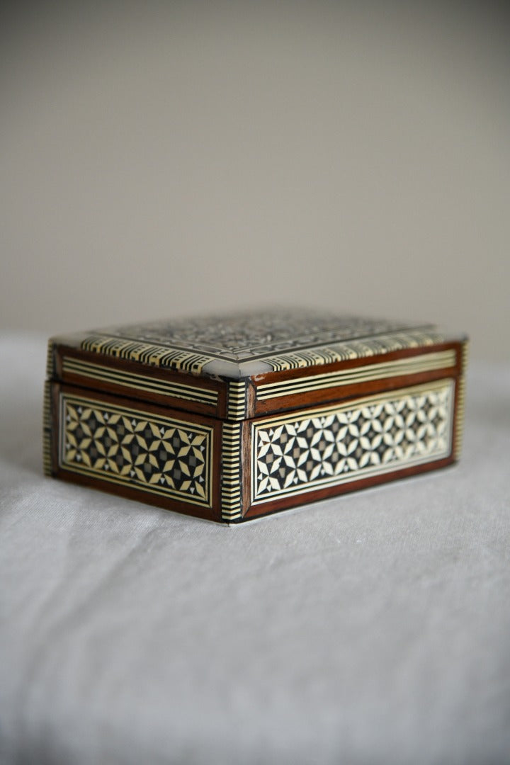 Eastern Mother of Pearl Inlaid Box