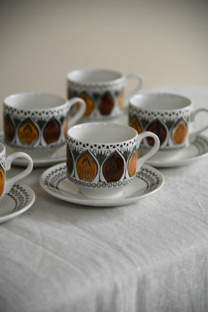 5 Retro Broadhurst Ironstone Cups & Saucers