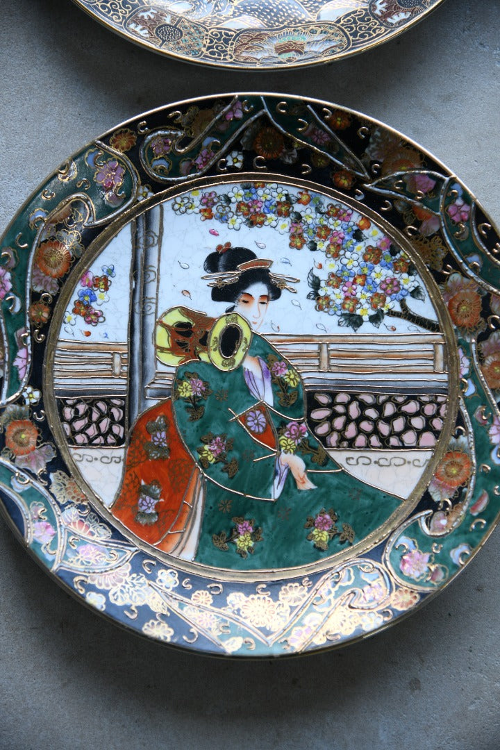 Pair Satsuma Decorative Plates