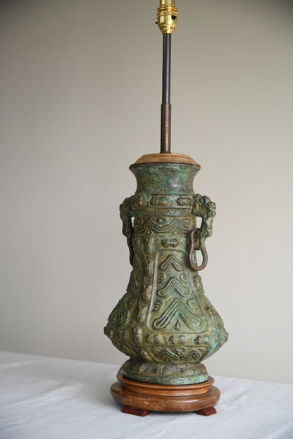 Chinese Archaic Style Lamp