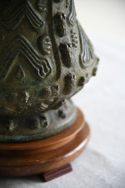 Chinese Archaic Style Lamp