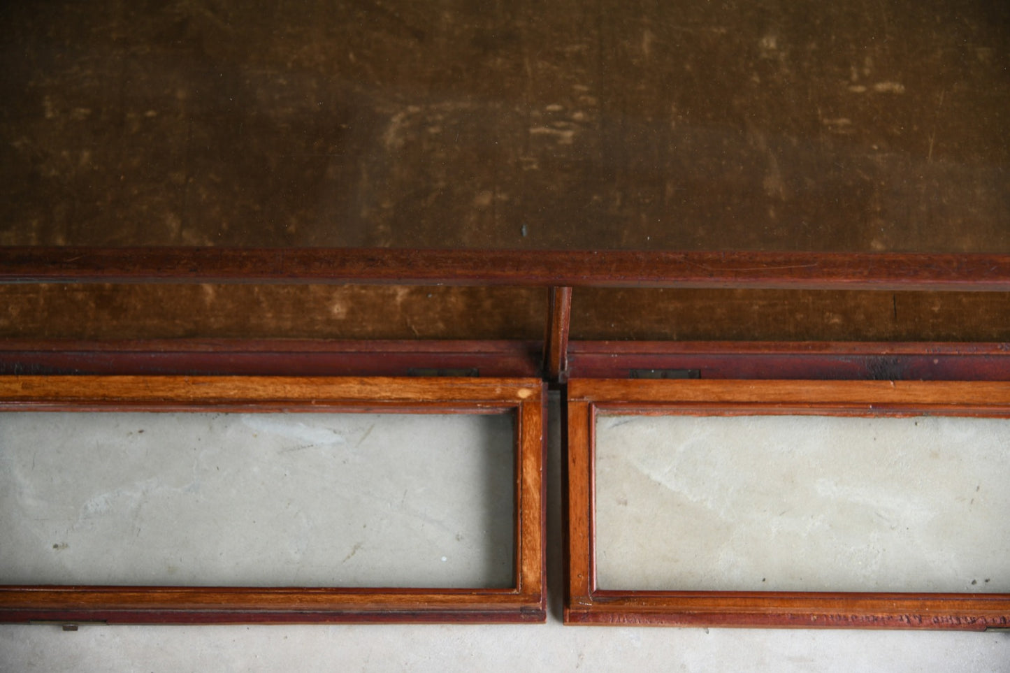 Mahogany Glazed Counter Top Display Cabinet