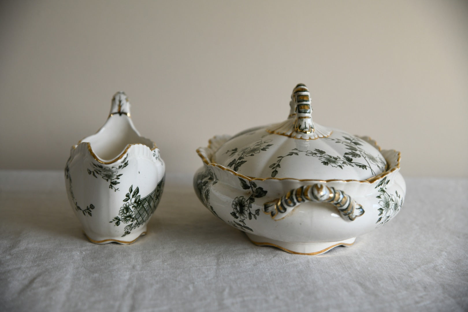 Keeling & Co Essex Tureen & Sauce Boat