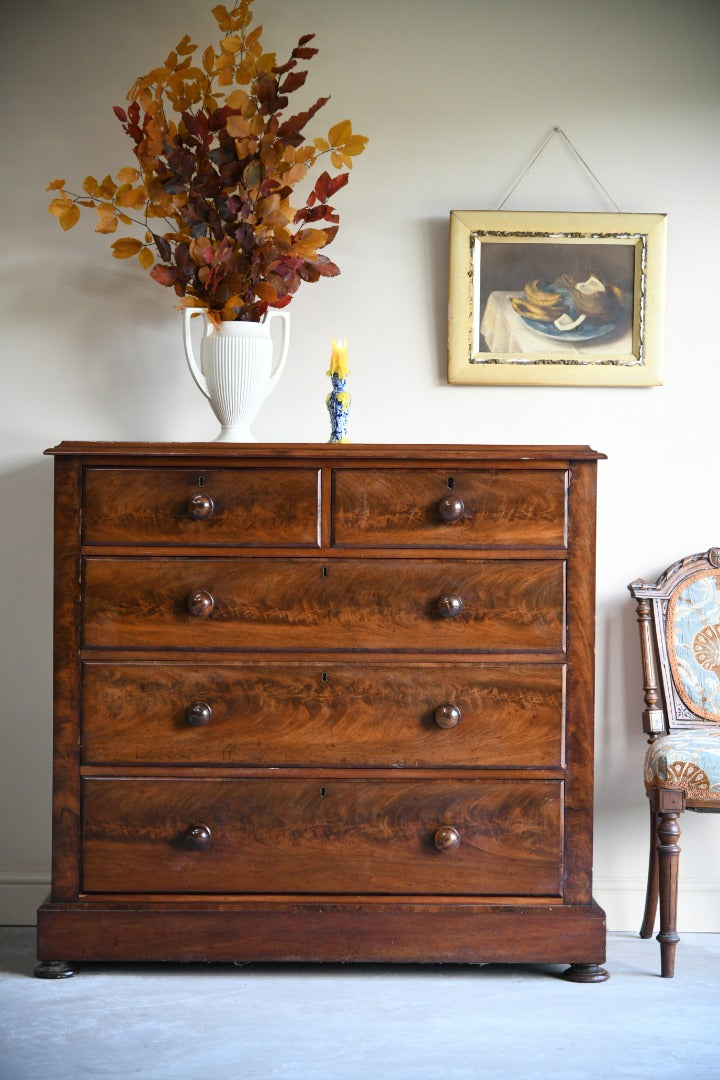 Straight Front Mahogany Chest of Drawers