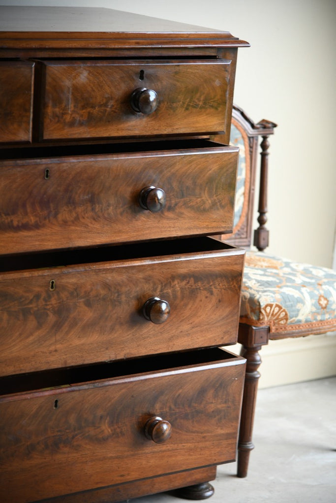 Straight Front Mahogany Chest of Drawers