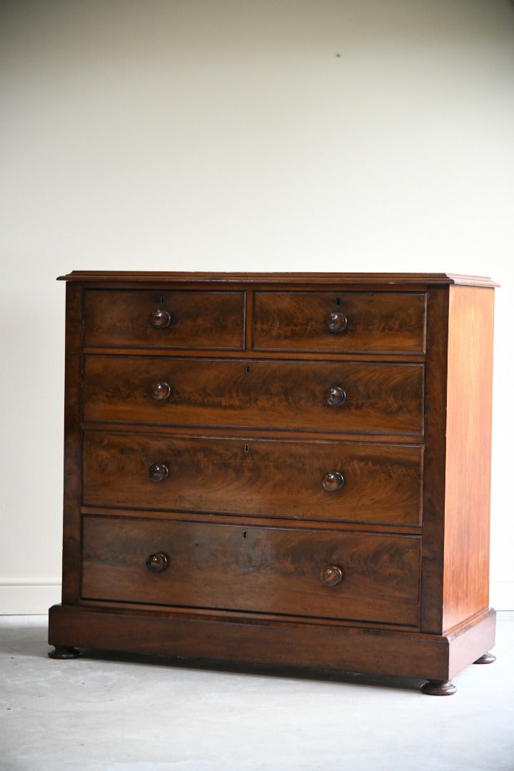 Straight Front Mahogany Chest of Drawers