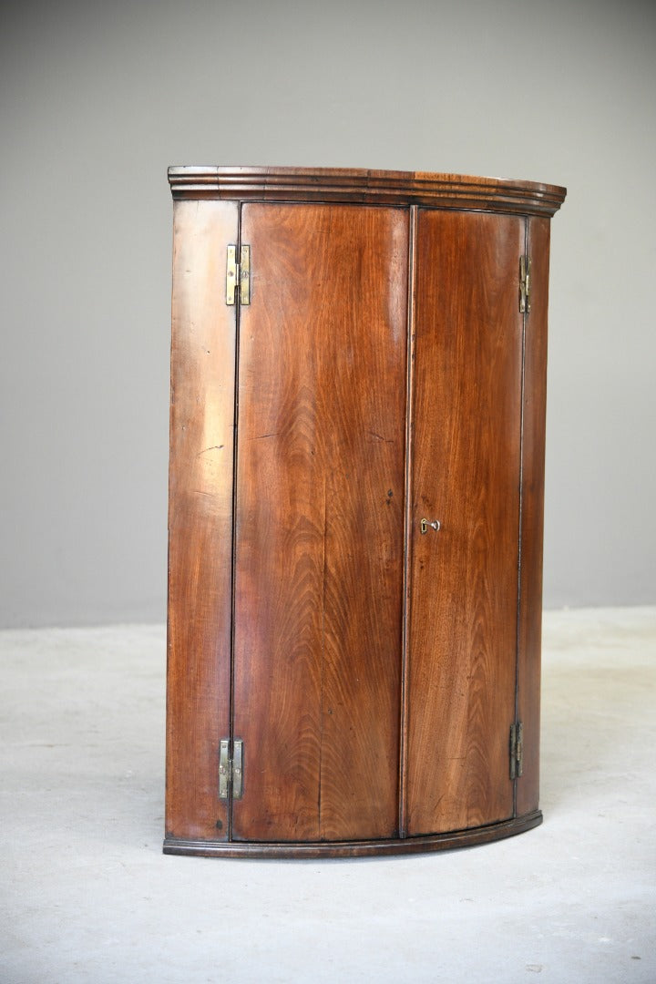 Georgian Mahogany Bow Front Cupboard