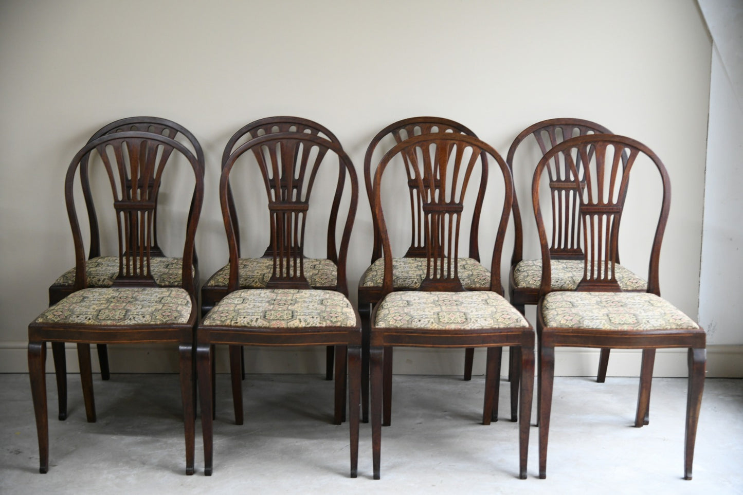 Set 8 Mahogany Heppelwhite Style Dining Chairs