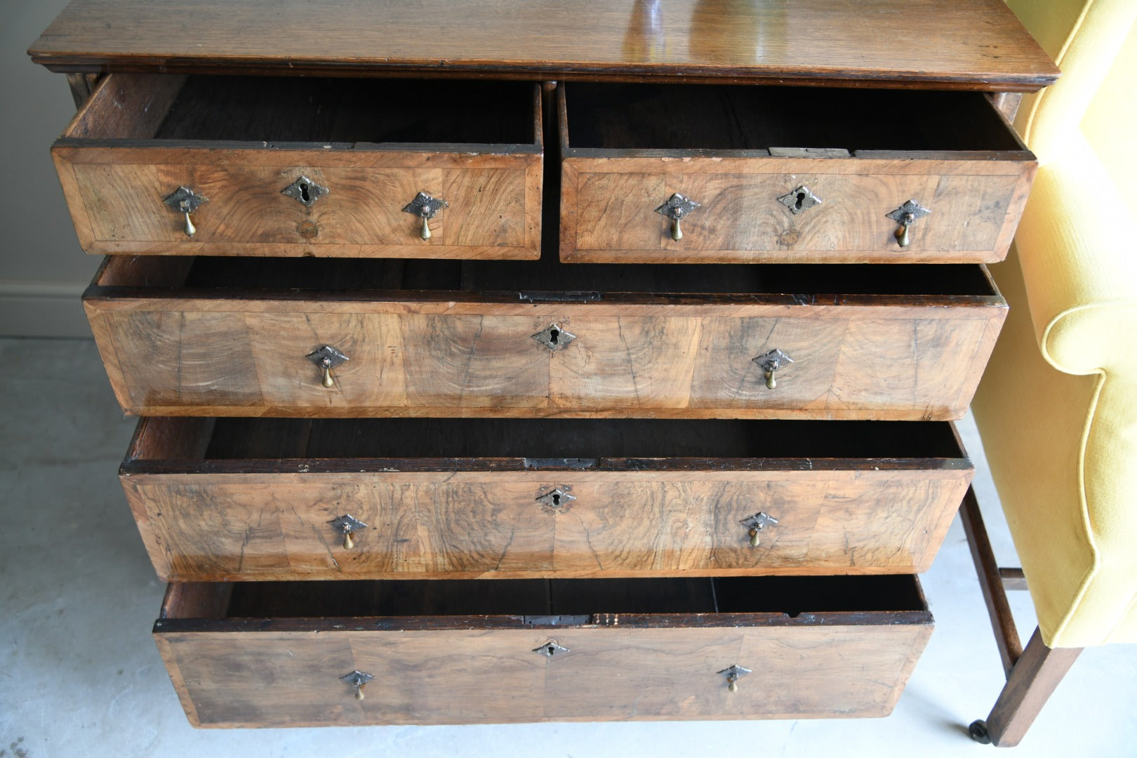 18th Century Walnut Chest of Drawers