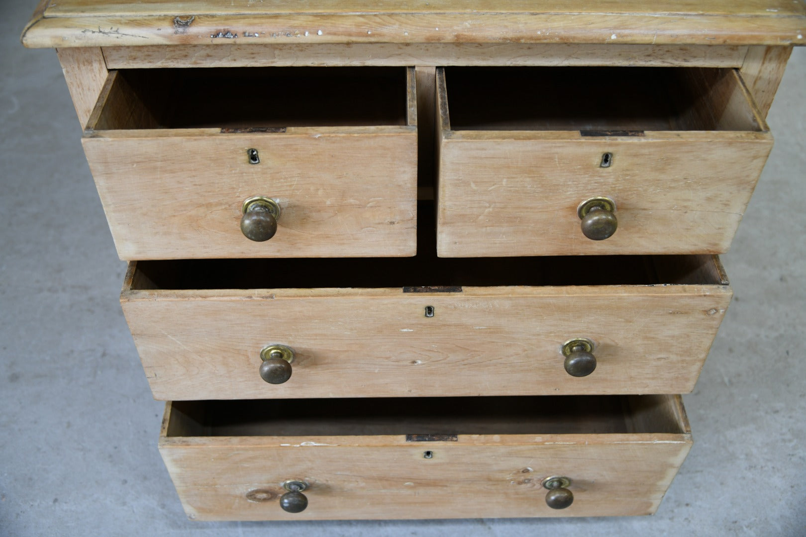 Rustic Pine Chest of Drawers