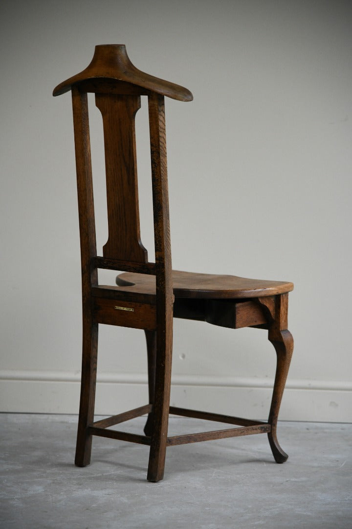 Early 20th Century Oak Valet Chair