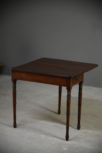 Early 19th Century Tea Table