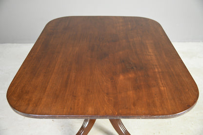 Antique Mahogany Breakfast Table