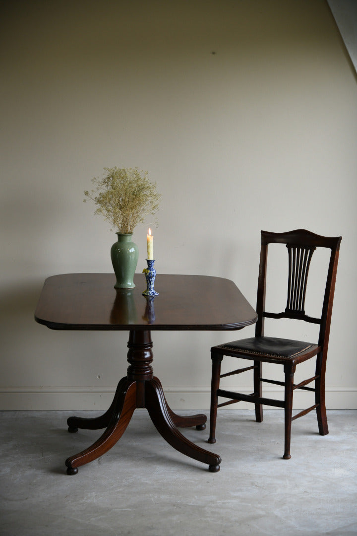 Antique Mahogany Breakfast Table