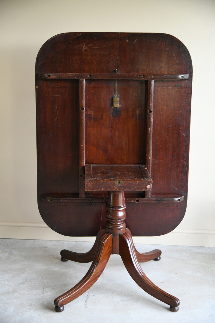 Antique Mahogany Breakfast Table